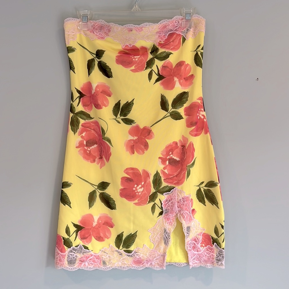 White Fox strapless mini dress. NWT.